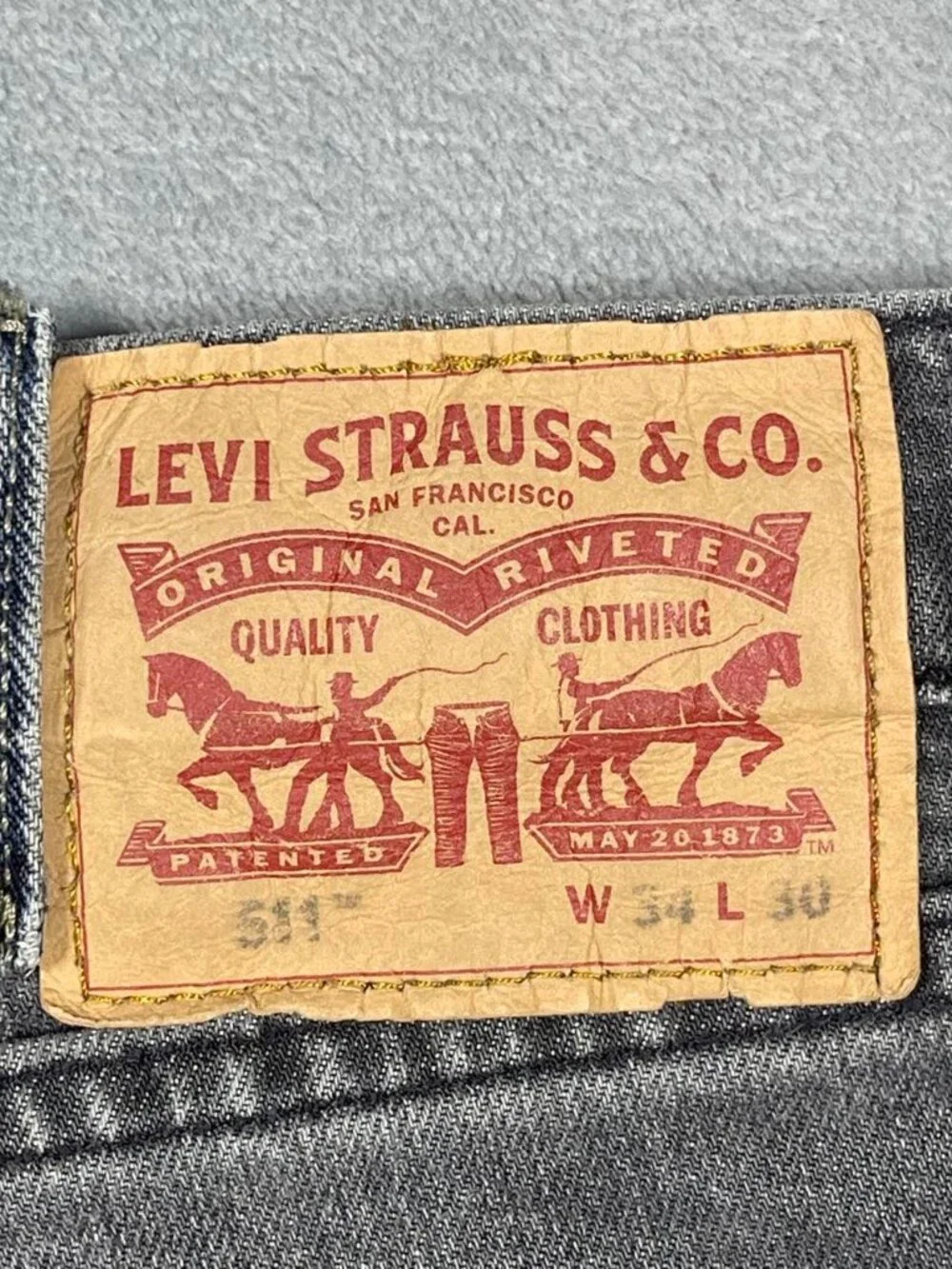 Levis good 📏